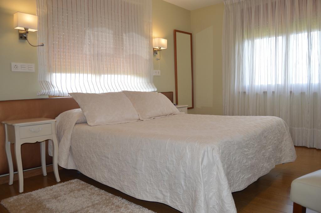 Hotel El Pinar Villapedre Buitenkant foto