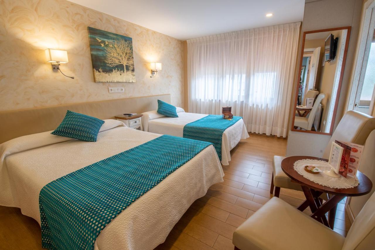 Hotel El Pinar Villapedre Buitenkant foto